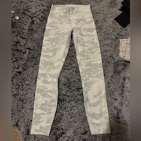 lululemon athletica Pants - Lululemon legging